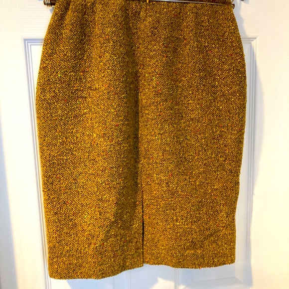 Burberry Dresses & Skirts - Vintage Burberry skirt.